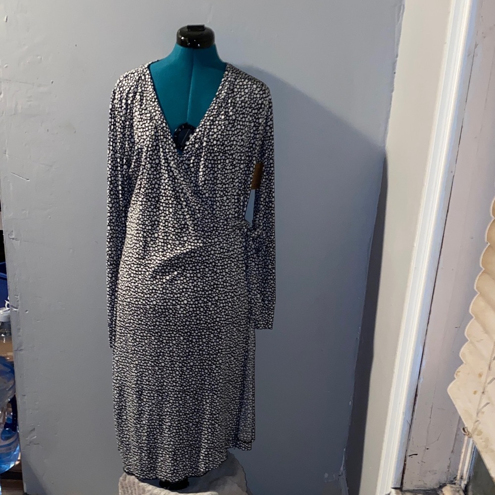 Grace Elements Black and White Long Sleeve Dress